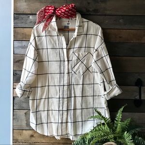 Boyfriend fit SOFT button down